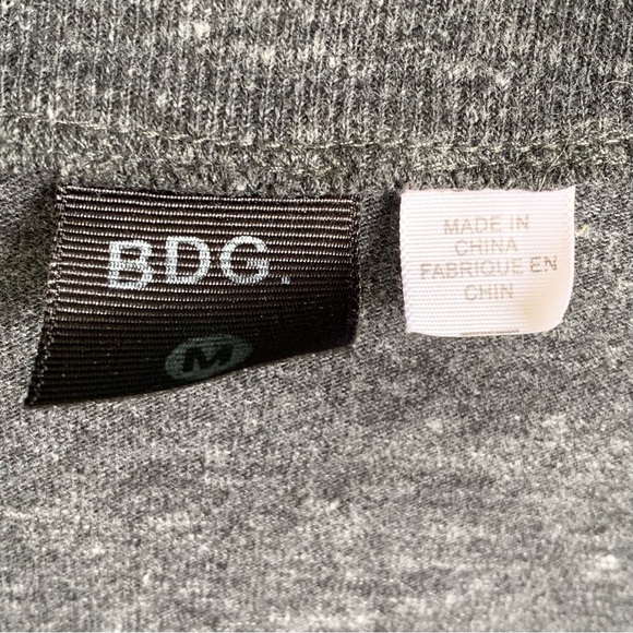 BDG Gray Button Up Lightweight Cardigan Sweater Size Medium - Picture 3 of 5